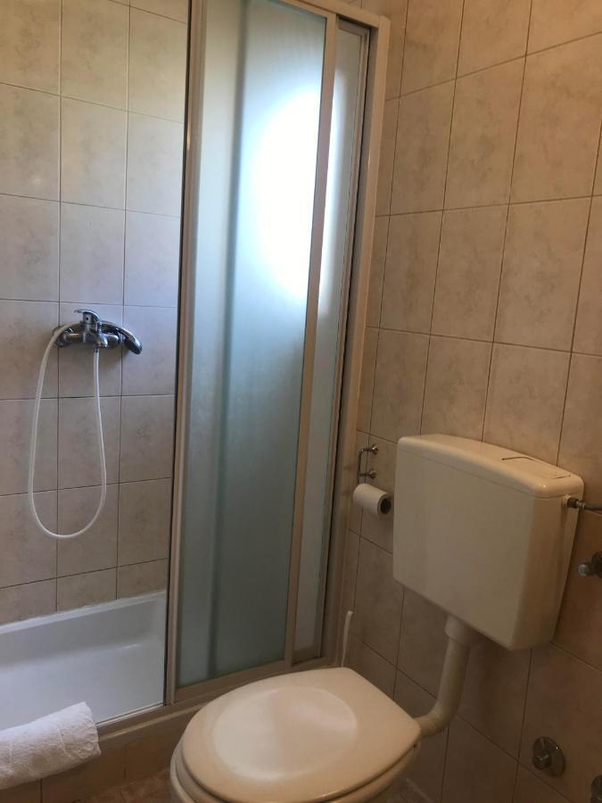 Spacious Bedroom For Two With Pool View - Pansion Hajduk Korčula Exterior foto